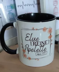 Elue reine pipelette
